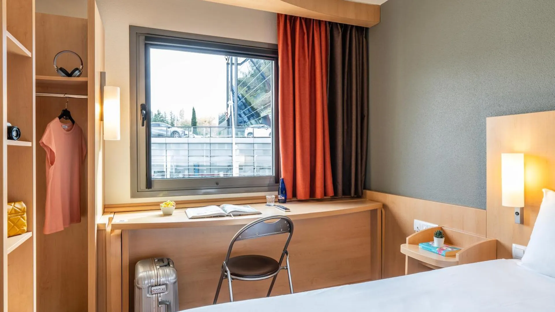 Ibis Madrid Alcobendas 2*,  Spain