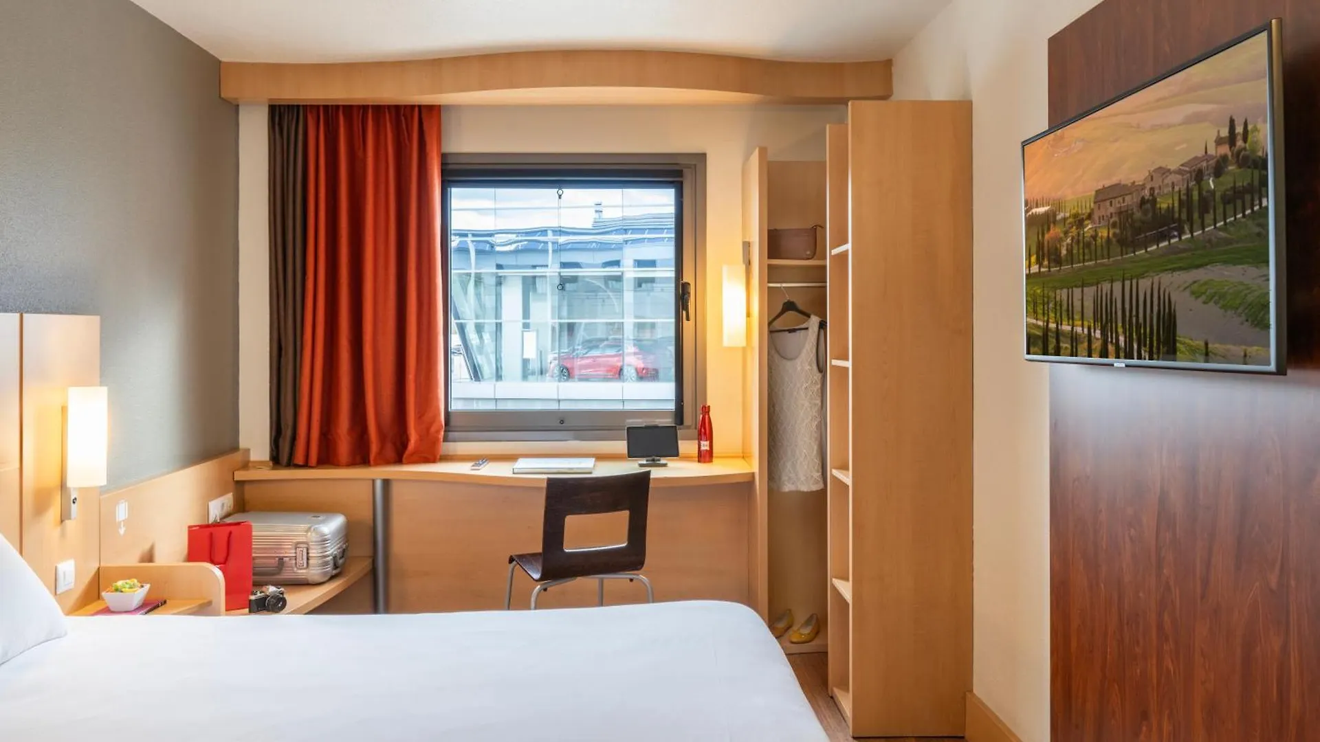 Ibis Madrid Alcobendas 2*,