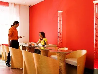 Ibis Madrid Alcobendas 2*,